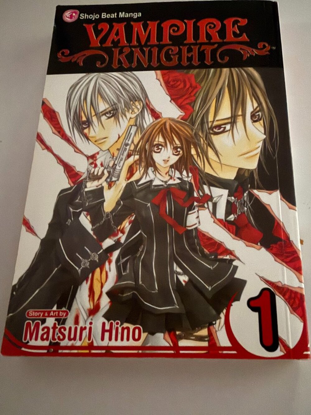 Vampire Knight Vol 1 Matsuri Hino Shojo Beat Manga English Viz Media Older Teens